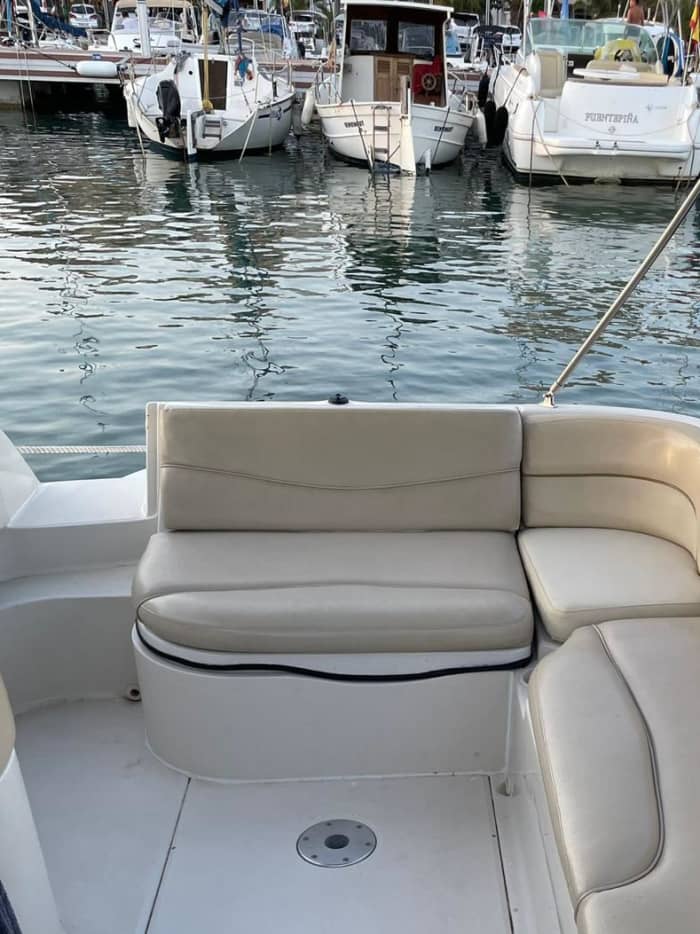 6-HOUR SEA RAY TOUR