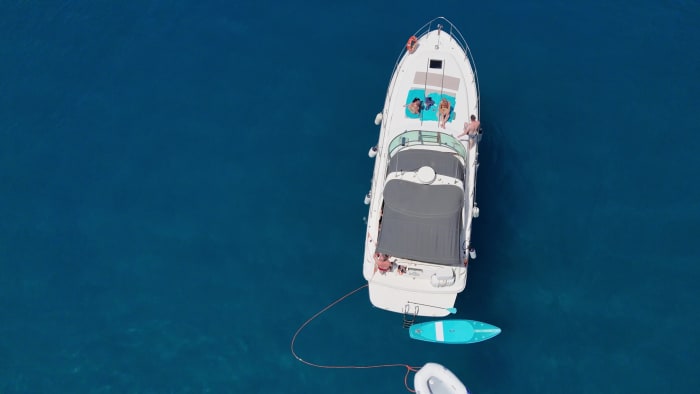 Entdecken Sie die Küste von Alcossebre: Ein kompletter Tagesausflug an Bord eines Motorboots