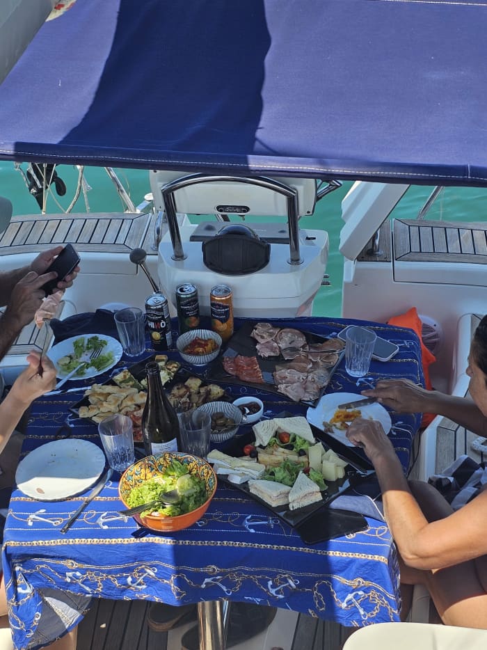 Ekskluzywna całodniowa wycieczka między Portofino a San Fruttuoso z aperitifem i degustacją wina