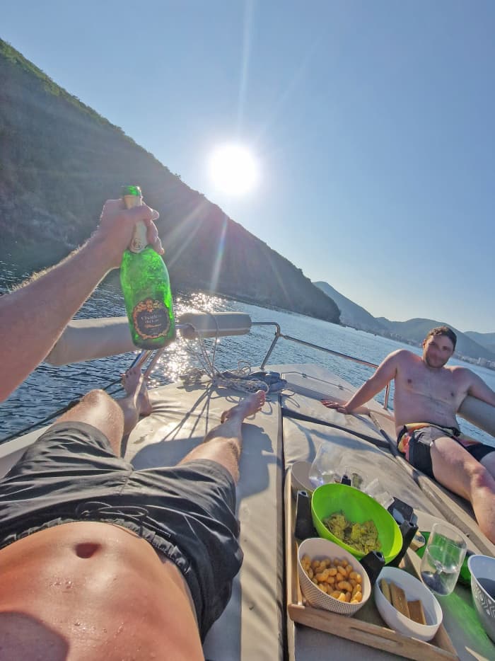 Top-Rated Sea Escape - Beaches, Caves & Swimming Stops