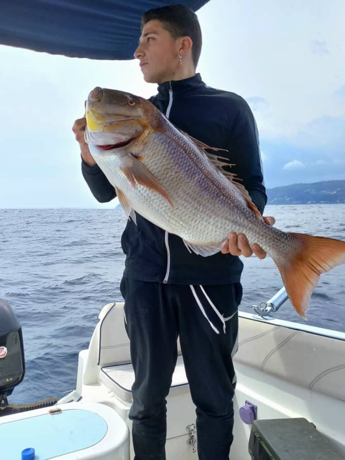 EXCURSIÓN DE PESCA EN LIGURIA: ¡Relájate, diviértete y disfruta de pura adrenalina!