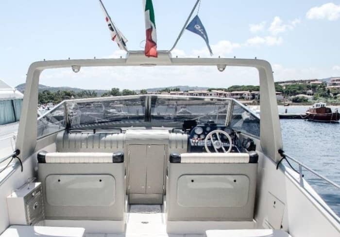 Exclusive Full-Day Charter 10 ore – tra l’arcipelago della Maddalena e Corsica.