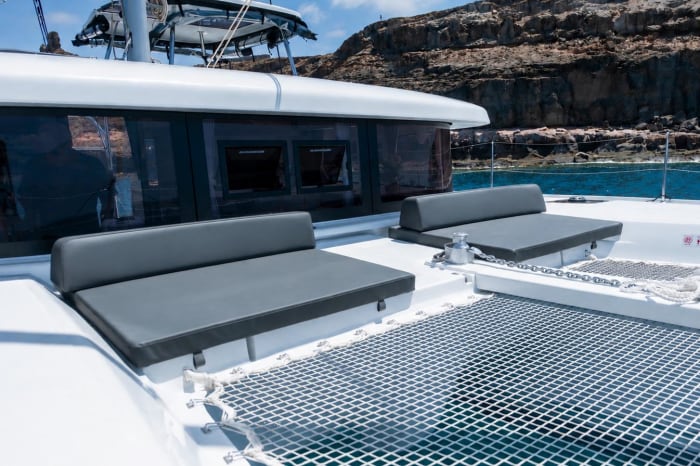 navegación premium de 6 horas en lagoon 42 por gran canaria