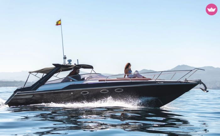 navega con estilo en un exclusivo sunseeker tomahawk 37