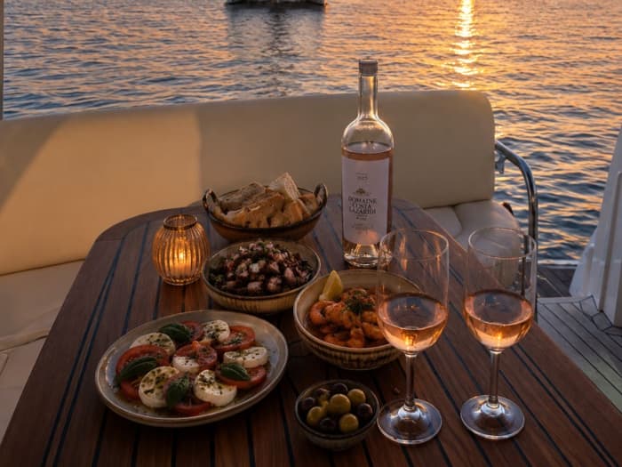 Luxe privécruise naar Lindos met Sealine S 38