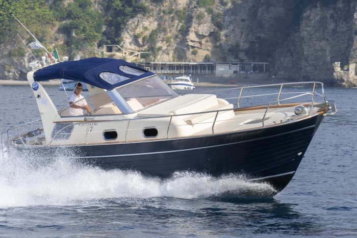 Traumkreuzfahrt an der Amalfiküste – Privates Boot ab Sorrent