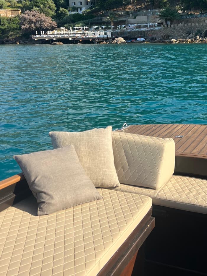 Boat trip to Cefalù: crystal clear sea, relaxation and Sicilian flavors