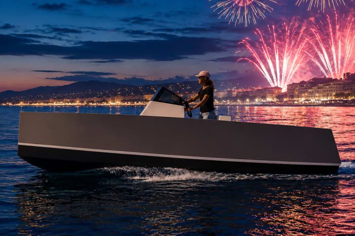 Cruise to the Lérins or Esterel islands with skipper and fuel included. - Cannes