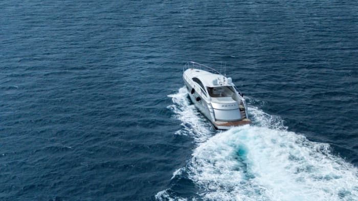 LA MADDALENA LUXUSERLEBNIS – PERSHING 58