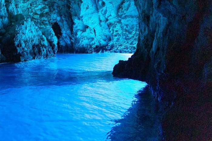 Discover Vis Island and the Beautiful Blue Cave
