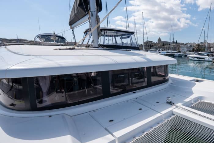 Ontdek de verborgen lagunes van Malta per luxe catamaran.