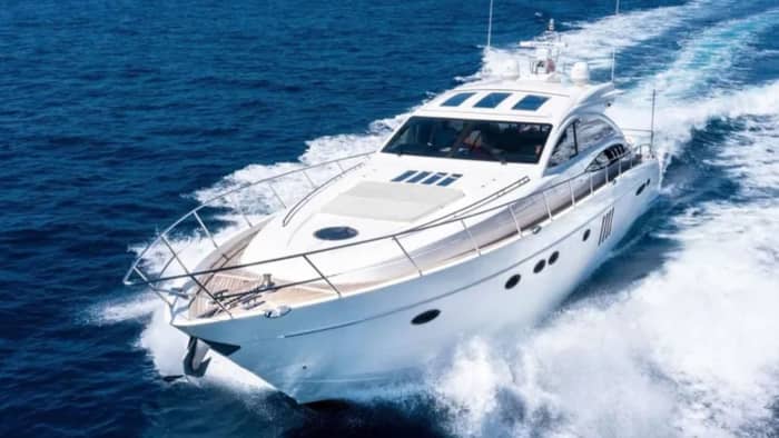 Z Saint-Tropez do Cannes