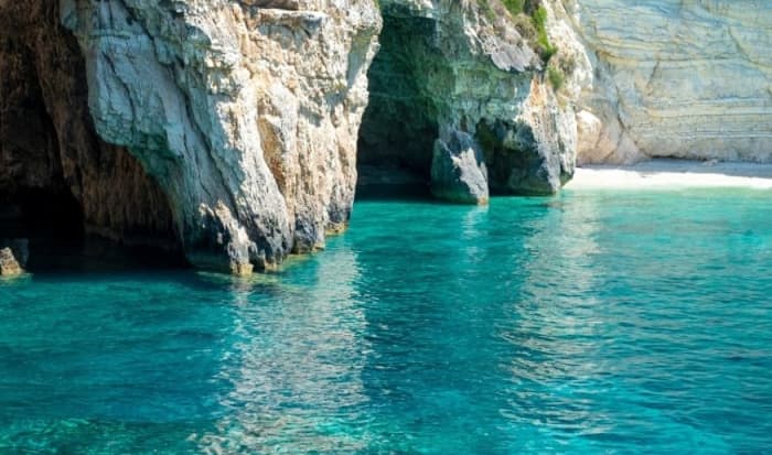 Private Luxury Cruise to Paxos, Antipaxos & Blue Caves from Corfu