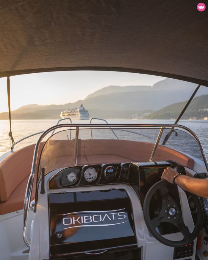 SUNSET ROMANCE TOUR : 2h Boat Cruise