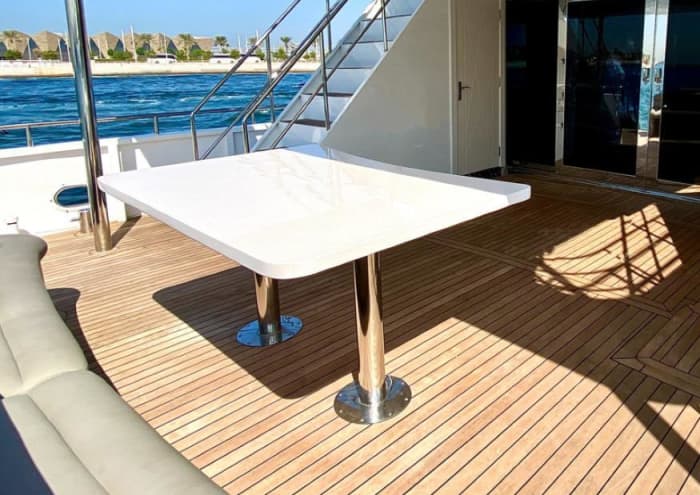 Croisière de luxe de 4 heures à Dubaï à bord du Majesty 125 | Carburant et skipper inclus