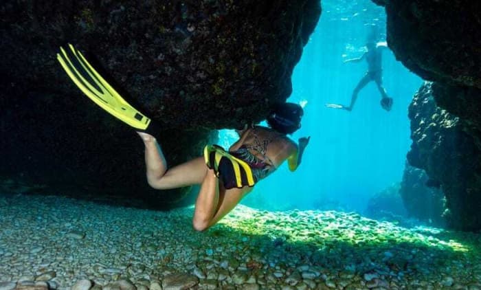 KAMENJAK BLUE LAGOON ESCAPE