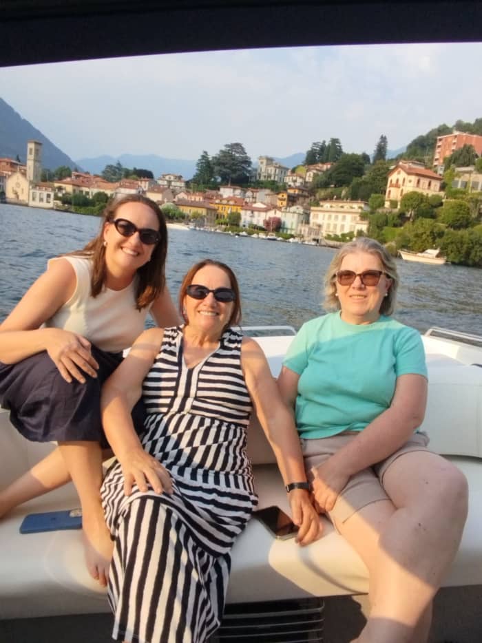 Lake Como: Bellagio and Varenna with Shore Stops and Prosecco