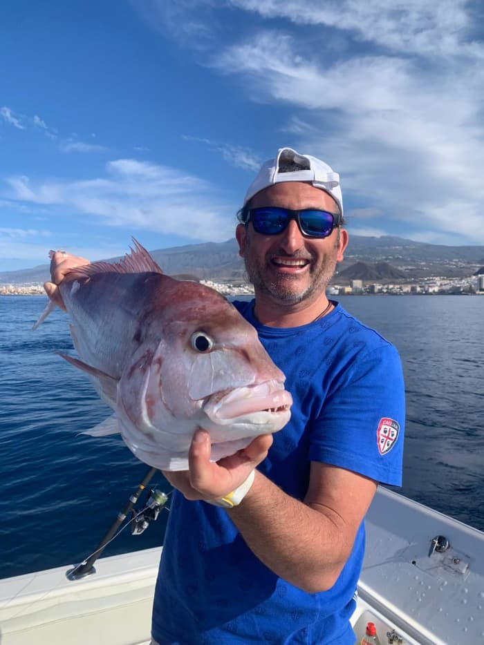 Experiencia de pesca en el Golfo de Cagliari: 6 horas en mar abierto.