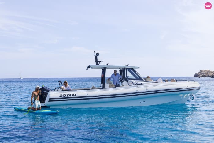 Morning at sea aboard a Zodiac departing from Cogolin