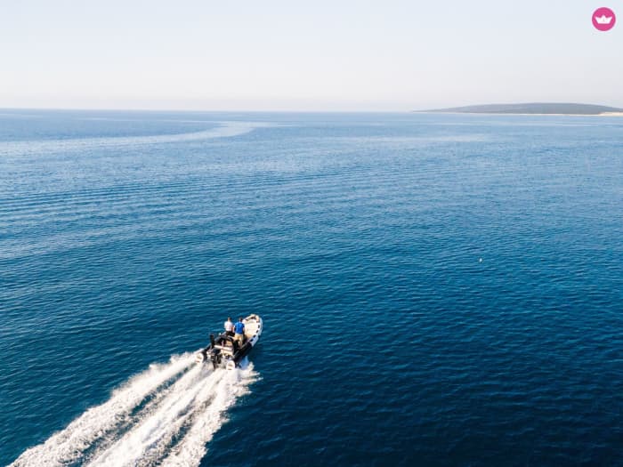 Half-Day Motorboat Escape in Novalja – Private Trip with Skipper (up to 7)