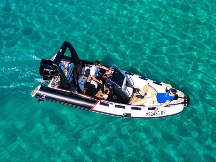 Half-Day Motorboat Escape in Novalja – Private Trip with Skipper (up to 7)