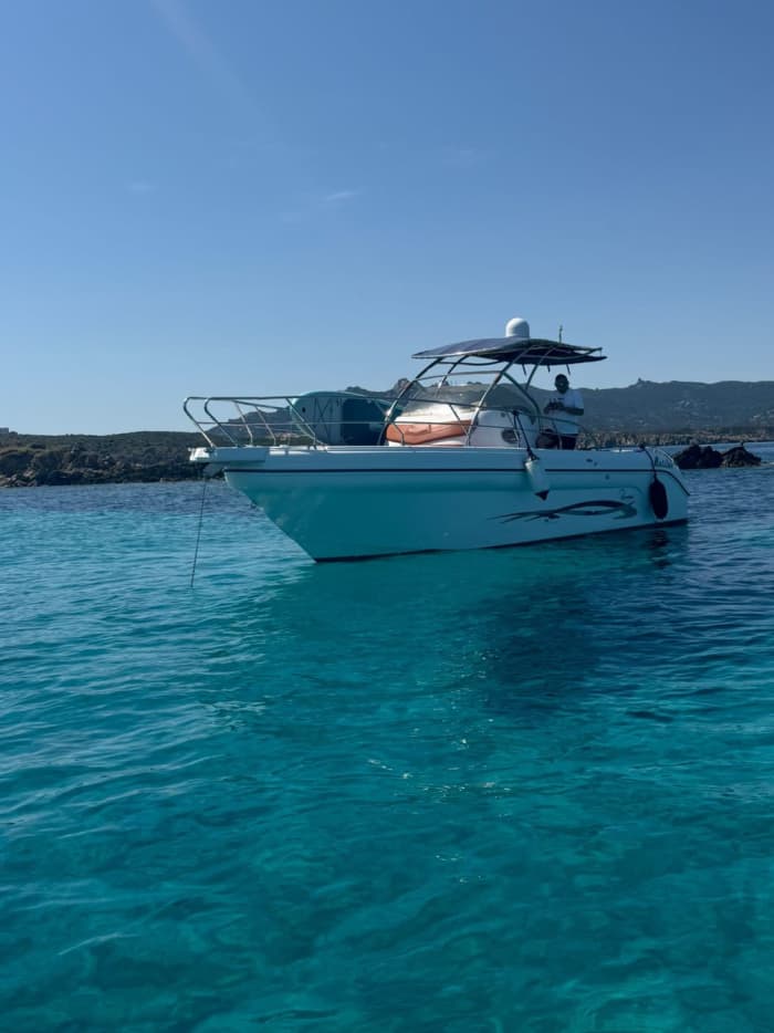 De Maddalena-archipel per boot: de eilanden en de kristalheldere zee