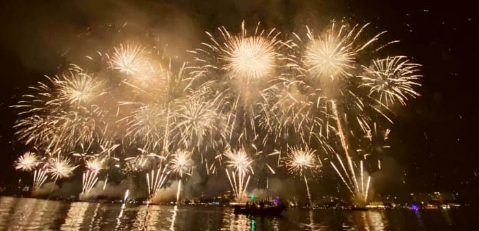 Discover Cannes and its surroundings by motorboat