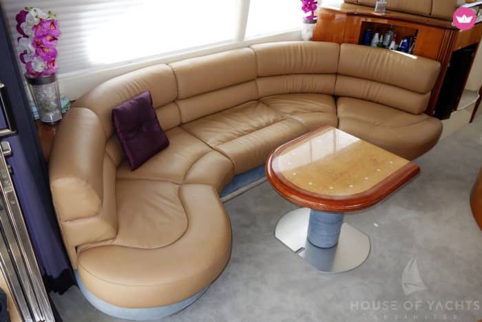 Luxury Fun & Pleasure cruise on motor yacht