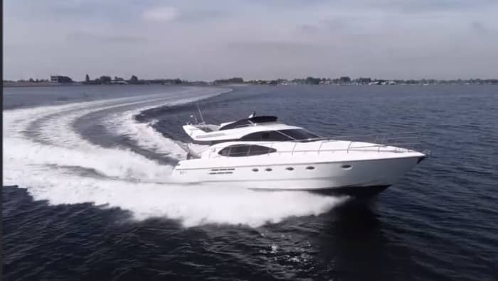 Luxury Fun & Pleasure cruise on motor yacht