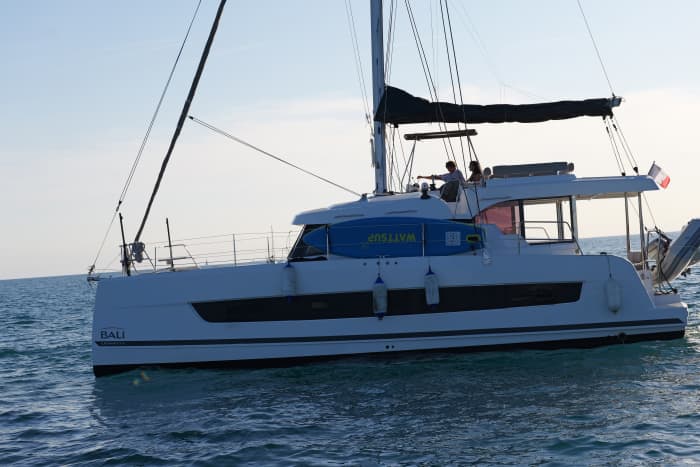 Privilege halve dag catamarantocht – inclusief zwemmen en gastronomische pauze