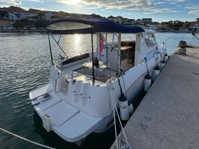 Descubre el archipiélago de Zadar en barco.