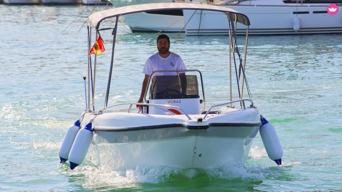 Escapada definitiva para o mar na Costa del Sol com direito a nadar.