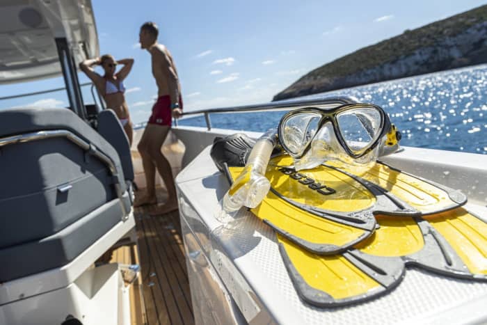 Libertà totale sulla Costa Brava a bordo del Nimbus T11