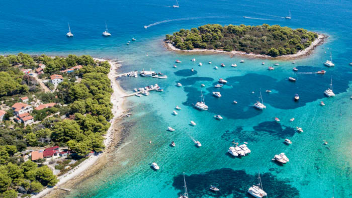 Half-Day Private Charter aboard Bavaria S30 Open