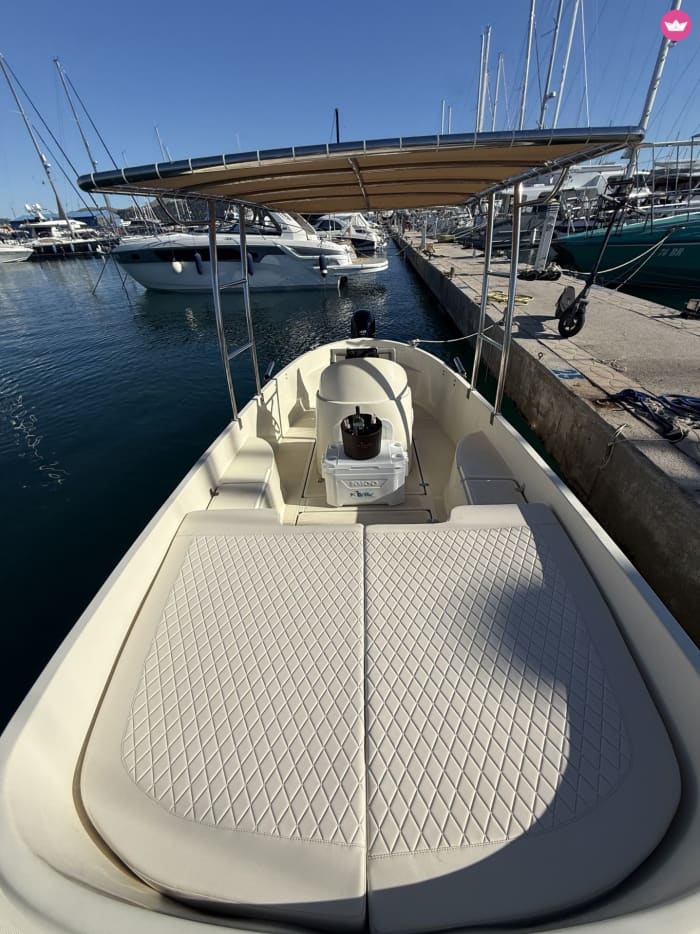 3-Hour Private Boat Tour – Bar & Montenegro Coast