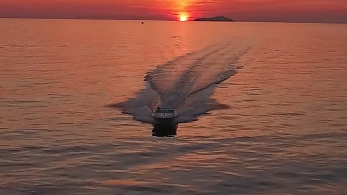 Crociera al tramonto dal porto vecchio di Dubrovnik