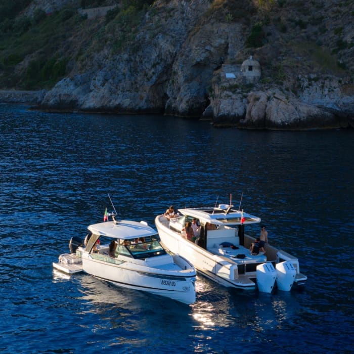Four Hours of History and Nature—From Giardini Naxos to Taormina and Acitrezza
