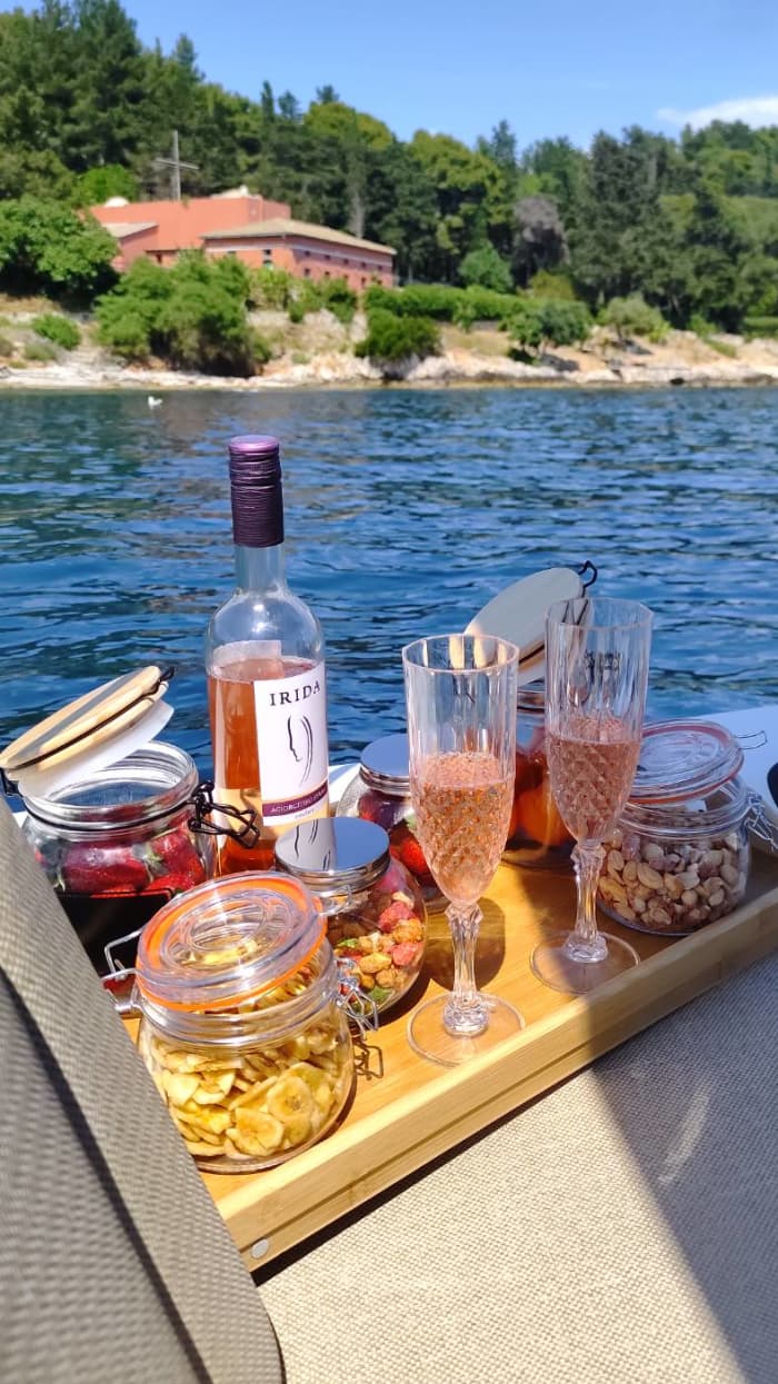 Discover Paxos-Antipaxos