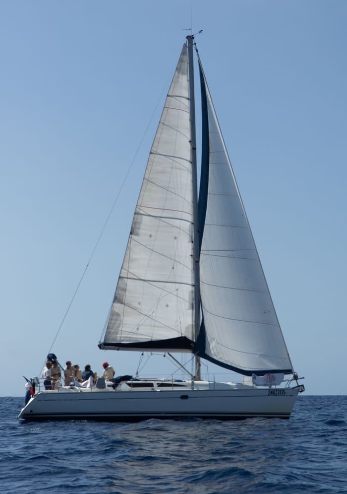 Sailing & Coves in Cilento – Half-Day Aboard Between Palinuro and the Coast
