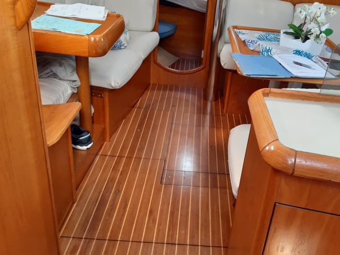 Sailing & Coves in Cilento – Half-Day Aboard Between Palinuro and the Coast