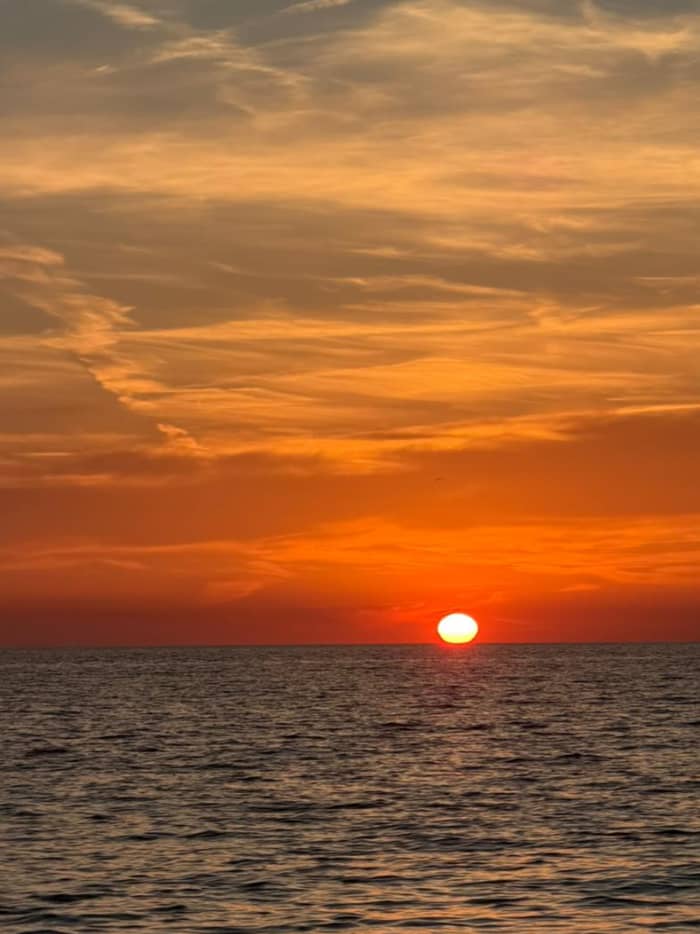 Zadar: Sunset Boat Cruise with Dalmatian Food & Drinks