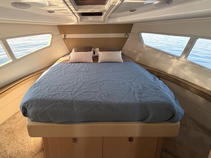 Escape in style in half a day — Monaco 110 Flybridge