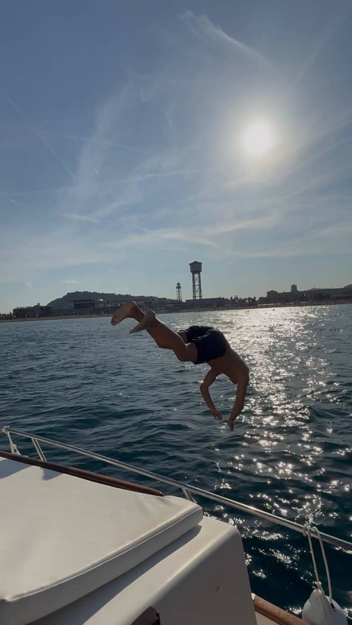 Enjoy an exclusive private cruise along the Barcelona coast with drinks on board