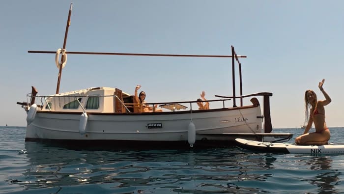 Exclusive Day Sailing Experience in Barcelona