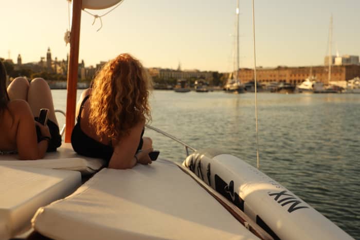 Sunset sailing experience in Barcelona: private boat.