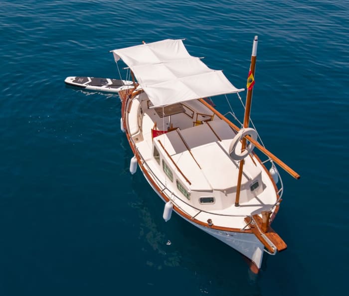 Enjoy an exclusive private cruise along the Barcelona coast with drinks on board