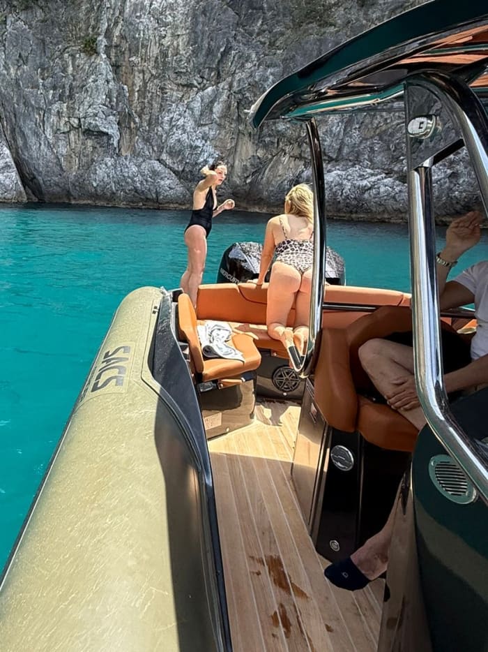 Luxury Private Sea Transfer | Amalfi Coast - Capri - Sorrento Coast - Naples | Luxury Sea Transfer