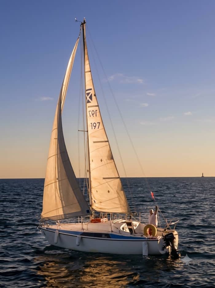 Half-day sailing trip on the French Riviera