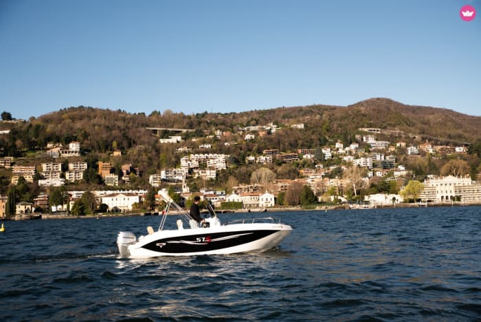 Two hours among the most beautiful villas on Lake Como