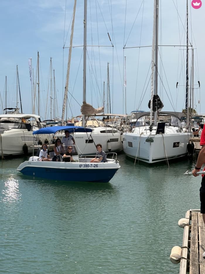 Vive una experiencia premium de 4 horas en la costa del Maresme